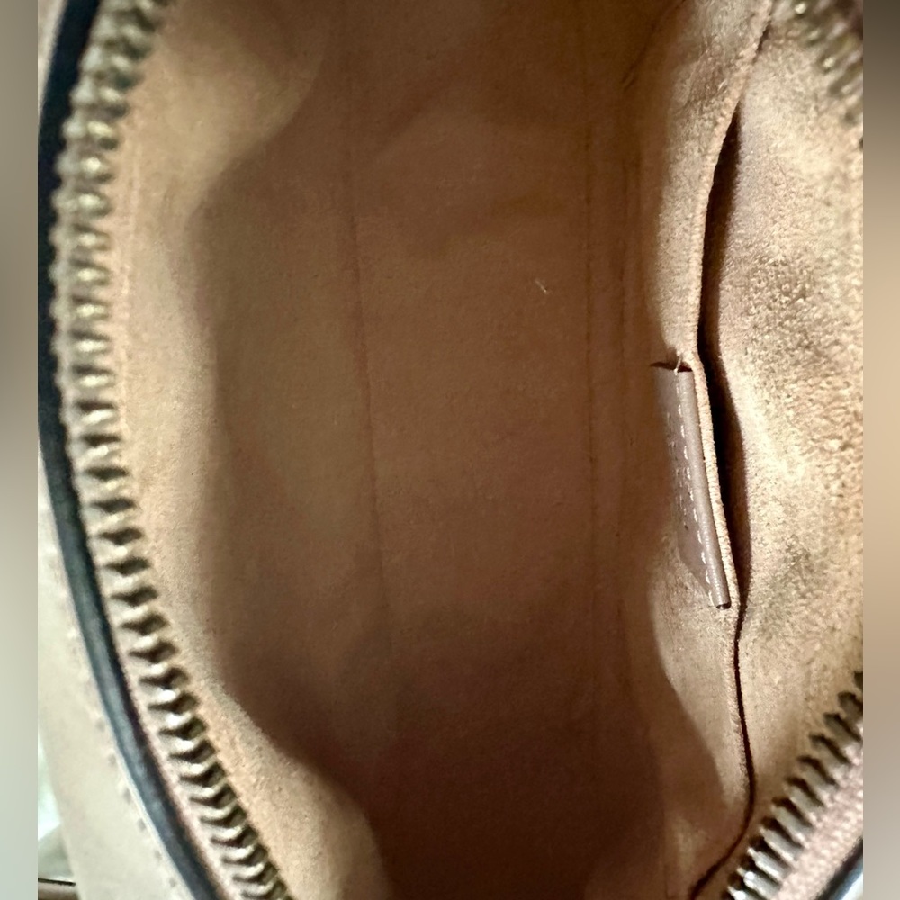GG MARMONT SMALL SHOULDER BAG - Gently Used - Picture 12 of 16